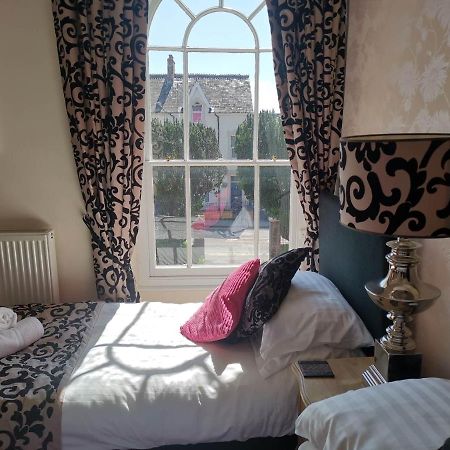 Llety Teifi Guest House Cardigan Exterior foto